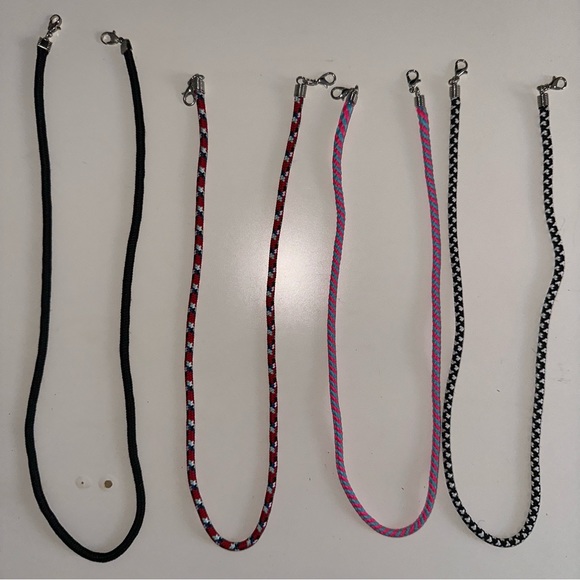 (3 for $15) Rope mask chains (4) - Picture 3 of 3